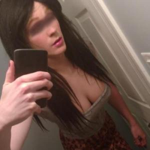 Sissy_Staci