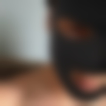 hellohello77365