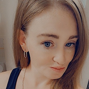Redhead_lynn35