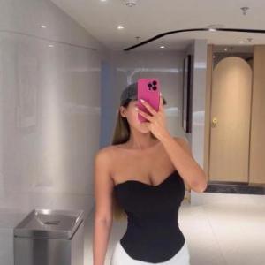 Anna-3265