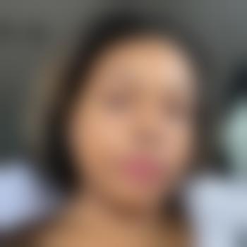 blurry_