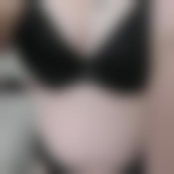 KinkyWhitney