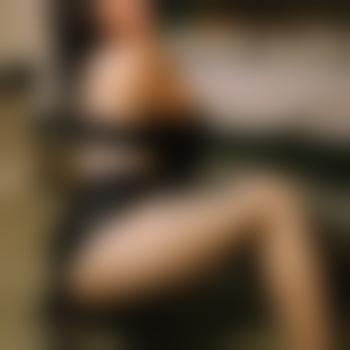 NotTheGirlN3xtDoor