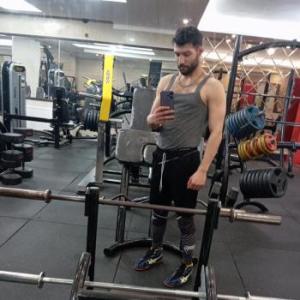 Amir1379011