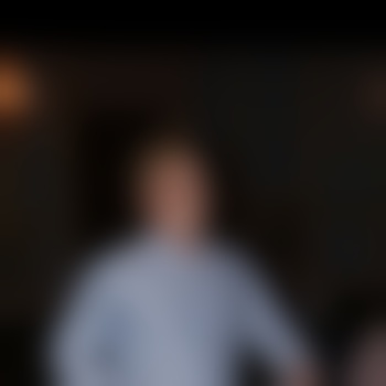 andrew1947292