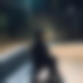 BoredLonelyHousewife