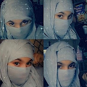 LilyLlyza