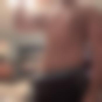 18looking4Femdom