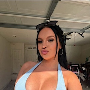 jennyy77