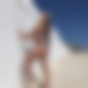 Smallbreastsuk