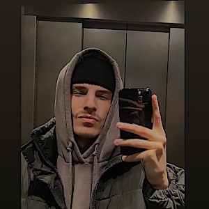 eightinches