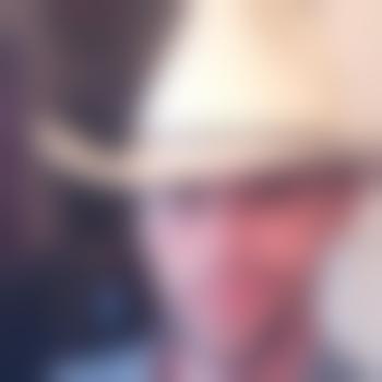 KinkyCountryBoy68