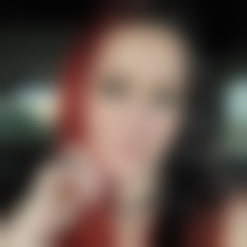 ladyred1111