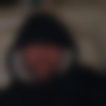 subDomcuckBull