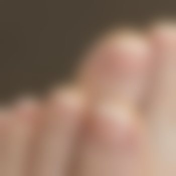 longtoesandsoles