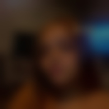 SubmissiveSisi23