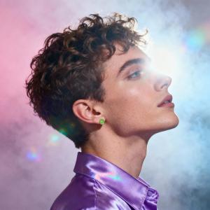 Fluid & Non-Binary Stimmen