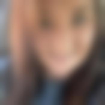 wanting_threesome