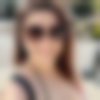 Larissa10