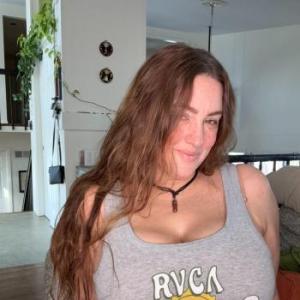 Lynn86vv