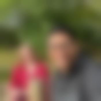 curiouscouple2486