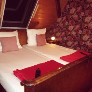 The Dark Temptation 78713 Schramberg