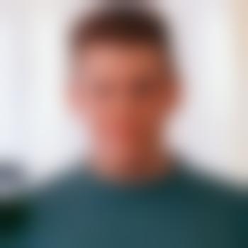 JohnLovesPeeAndPussy