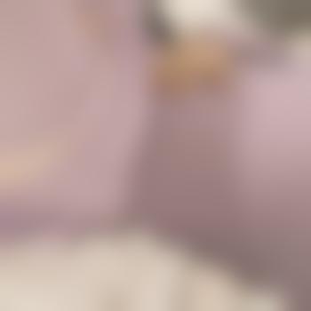 zoeycaged