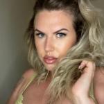 Louisa_Loves