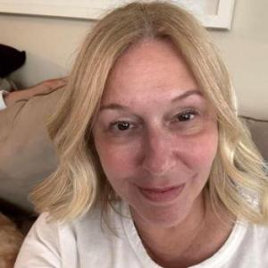 Leslielansxgmale