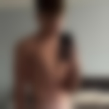 YoungDom_TextMe