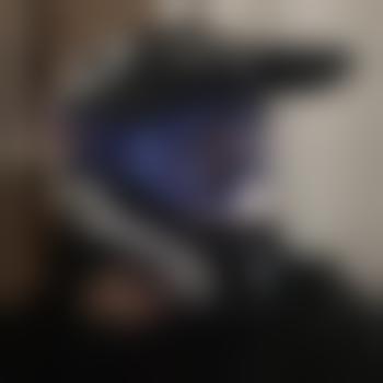 Helmet_guy