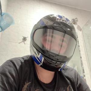 Helmet_guy
