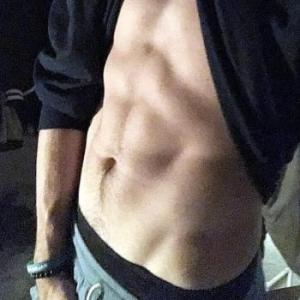 tom11221122