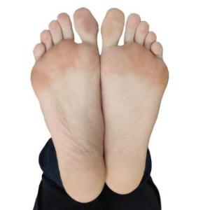 Soles_Tickle