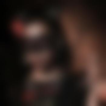 DarkDominaLaRouge
