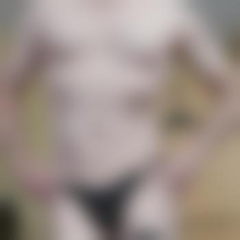 Guy2BTied69