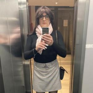 Nina_Sissy_Devot