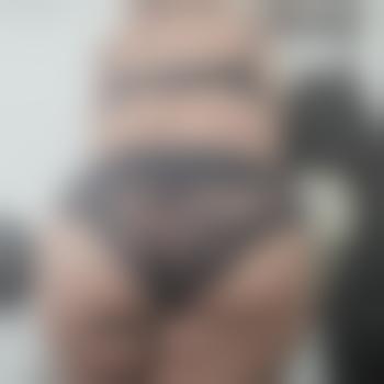 CurvySubOrgasmLover